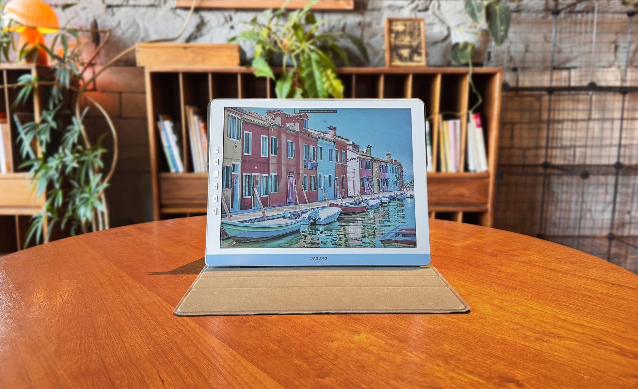 DASUNG Paperlike 13K: The World's First 13.3-inch 37Hz Color E-ink Monitor(Mac) - Image 3