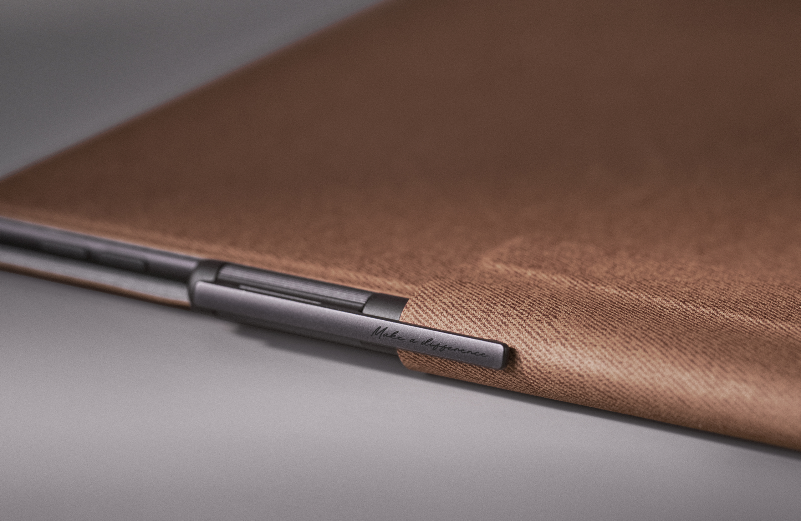 BOOX Note Air 6 C Magnetic Protective Case (Umber) - Image 7